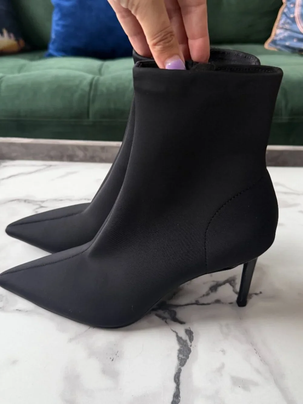 Jeffrey Campbell Black Pointed Toe Booties Size 8